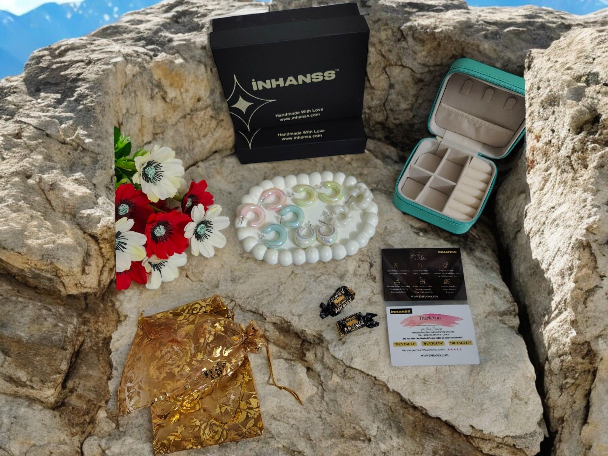 Chroma Bliss Earrings Hamper With Travel Friendly Jewellery Organizer