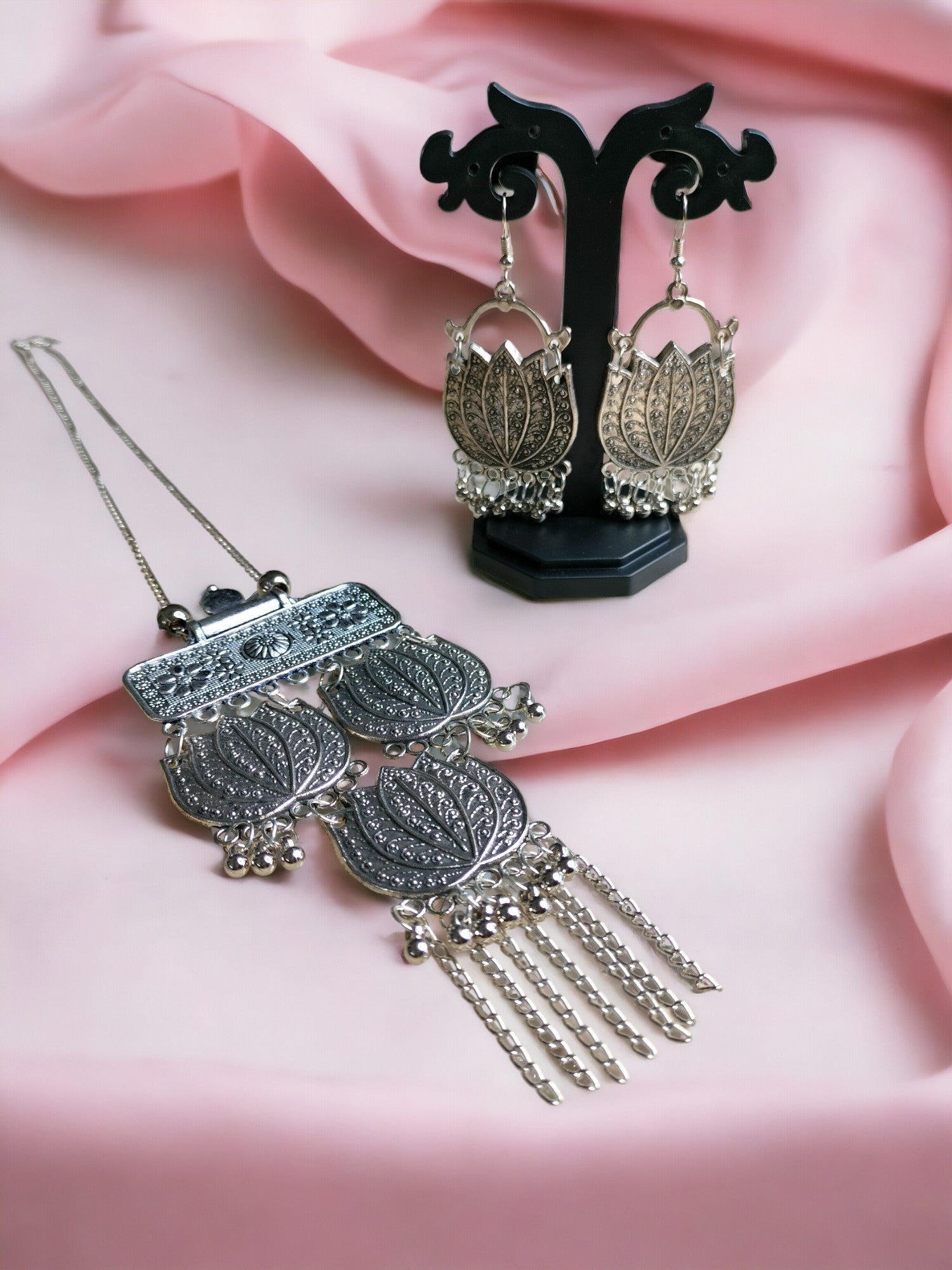 Lotus Noir Elegance Oxidized Set with Matching Earrings