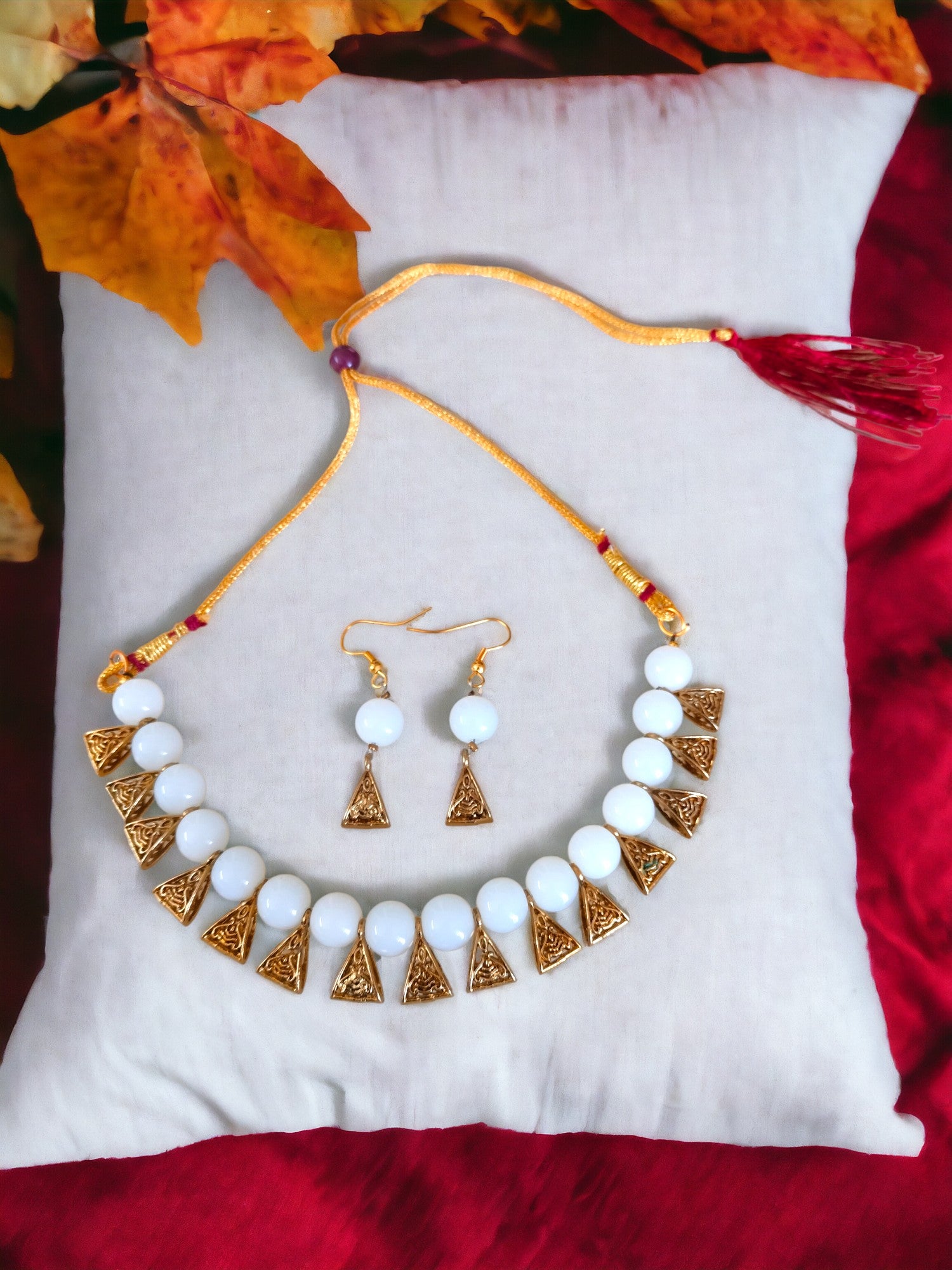 Ivory Trance Choker Set